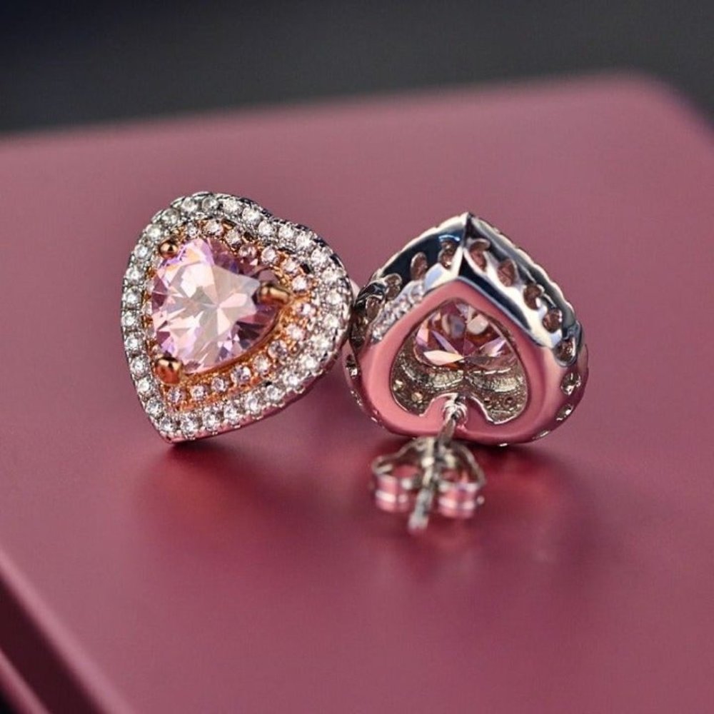 18k White Gold Pink Diamond Heart Halo Stud Earrings